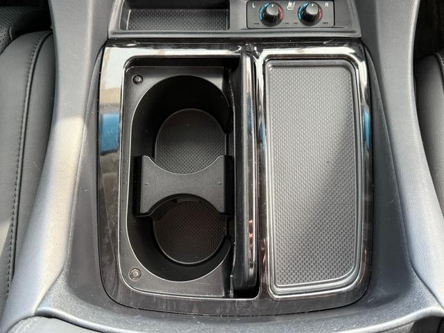 アルファード 2.5S Cパッケージ ワンオーナー/レクサス純正LMルック/デジタルミラー/サンルーフ/黒レザー/シートクーラ/シートヒータ/フリップダウンモニター/オートハイビーム/ステアリングヒータ/ACC/BSM/ドラレコ(29枚目)