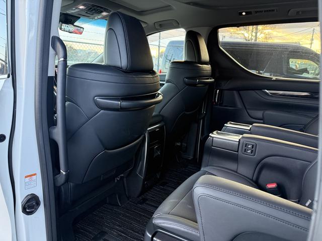 アルファード 2.5S Cパッケージ ワンオーナー/レクサス純正LMルック/デジタルミラー/サンルーフ/黒レザー/シートクーラ/シートヒータ/フリップダウンモニター/オートハイビーム/ステアリングヒータ/ACC/BSM/ドラレコ(39枚目)