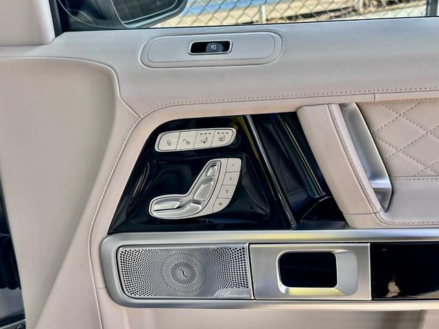 Ｇクラス Ｇ６３　ＡＭＧレザーエクスクルーシブパッケージ　デジーノマグノプラチナムマット／世田谷スペシャルオーダー／ナイトＰＫＧ／エクスクルーシブＰＫＧ／デジーノ／電動サイドステップ／Ｍブラック２２ｉｎｃｈＡＭＧホイール／デジタルインナーミラー／ブルメスター（26枚目）