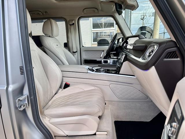 Ｇクラス Ｇ６３　ＡＭＧレザーエクスクルーシブパッケージ　デジーノマグノプラチナムマット／世田谷スペシャルオーダー／ナイトＰＫＧ／エクスクルーシブＰＫＧ／デジーノ／電動サイドステップ／Ｍブラック２２ｉｎｃｈＡＭＧホイール／デジタルインナーミラー／ブルメスター（28枚目）