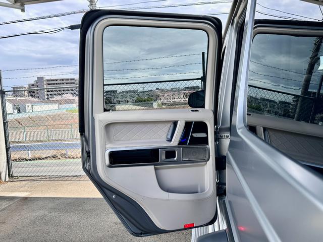 Ｇクラス Ｇ６３　ＡＭＧレザーエクスクルーシブパッケージ　デジーノマグノプラチナムマット／世田谷スペシャルオーダー／ナイトＰＫＧ／エクスクルーシブＰＫＧ／デジーノ／電動サイドステップ／Ｍブラック２２ｉｎｃｈＡＭＧホイール／デジタルインナーミラー／ブルメスター（35枚目）