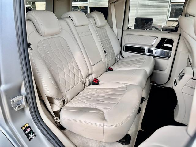 Ｇクラス Ｇ６３　ＡＭＧレザーエクスクルーシブパッケージ　デジーノマグノプラチナムマット／世田谷スペシャルオーダー／ナイトＰＫＧ／エクスクルーシブＰＫＧ／デジーノ／電動サイドステップ／Ｍブラック２２ｉｎｃｈＡＭＧホイール／デジタルインナーミラー／ブルメスター（44枚目）