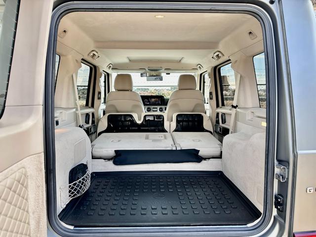 Ｇクラス Ｇ６３　ＡＭＧレザーエクスクルーシブパッケージ　デジーノマグノプラチナムマット／世田谷スペシャルオーダー／ナイトＰＫＧ／エクスクルーシブＰＫＧ／デジーノ／電動サイドステップ／Ｍブラック２２ｉｎｃｈＡＭＧホイール／デジタルインナーミラー／ブルメスター（51枚目）