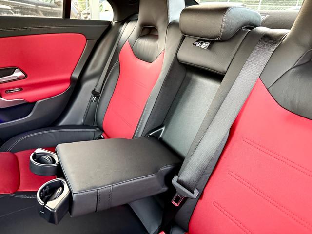 ＣＬＡクラス ＣＬＡ４５　Ｓ　４マチック＋　サンルーフ／ＡＭＧパフォーマンスＰＫＧ／レザーエクスクルーシブＰＫＧ／ＡＭＧ１９インチＡＷ／３６０°カメラ／シートヒーター／ベンチレーター／ブラインドスポットモニター／ヘッドアップディスプレイ（46枚目）