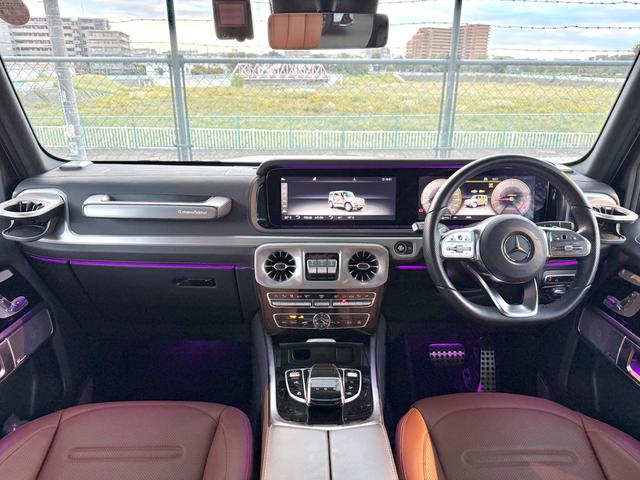 Ｇクラス Ｇ４００ｄ　ＡＭＧライン　Ｇ　ｍａｎｕｆａｋｕｔｕｒプログラム／ＡＭＧライン／ラグジュアリーＰＫＧ／ブラウンレザーシート／アダプティブダンピングシステム／３６０°カメラ／サンルーフ／シートヒーター／ブルメスターサウンド（22枚目）