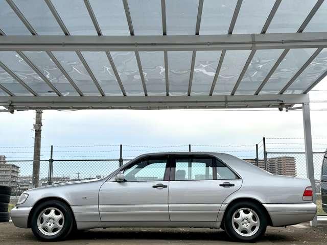 この度は、数ある車販売店の中から弊社在庫車両をご覧いただき誠にありがとうございます。丁寧かつ迅速なご対応をさせて頂きますので、お気軽にお問合せください！