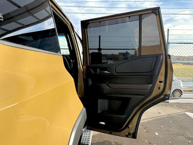 ランドクルーザー２５０ ＶＸファーストエディション　フルモデリスタエアロ／モデリスタ２０ＡＷ／Ａ２Ｍプロテクト／サンルーフ／ブラウンレザーシート／シートヒーター／ベンチレーター／ＡＣＣ／レーンキープアシスト／デジタルインナーミラー／パワーバックドア（33枚目）