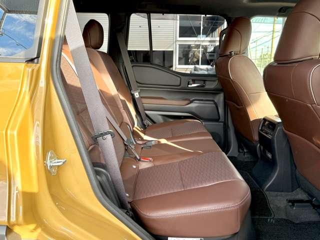 ランドクルーザー２５０ ＶＸファーストエディション　フルモデリスタエアロ／モデリスタ２０ＡＷ／Ａ２Ｍプロテクト／サンルーフ／ブラウンレザーシート／シートヒーター／ベンチレーター／ＡＣＣ／レーンキープアシスト／デジタルインナーミラー／パワーバックドア（35枚目）