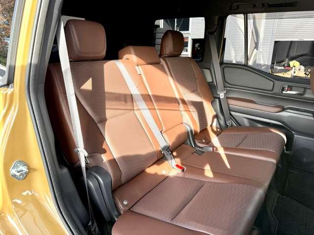 ランドクルーザー２５０ ＶＸファーストエディション　フルモデリスタエアロ／モデリスタ２０ＡＷ／Ａ２Ｍプロテクト／サンルーフ／ブラウンレザーシート／シートヒーター／ベンチレーター／ＡＣＣ／レーンキープアシスト／デジタルインナーミラー／パワーバックドア（36枚目）