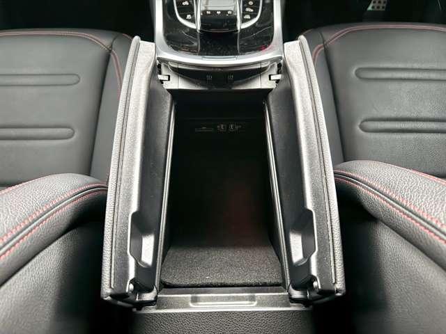 ディーゼルターボ　４ＷＤ　各所エンブレムラッピング／ＡＭＧライン／サンルーフ／ブルメスターサウンド／シートヒーター／前後ドライブレコーダー／レーンキープアシスト／全方位カメラ／アダプティブコントロール