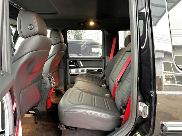 ディーゼルターボ　４ＷＤ　各所エンブレムラッピング／ＡＭＧライン／サンルーフ／ブルメスターサウンド／シートヒーター／前後ドライブレコーダー／レーンキープアシスト／全方位カメラ／アダプティブコントロール