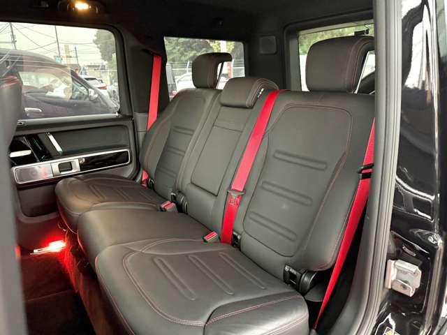 ディーゼルターボ　４ＷＤ　各所エンブレムラッピング／ＡＭＧライン／サンルーフ／ブルメスターサウンド／シートヒーター／前後ドライブレコーダー／レーンキープアシスト／全方位カメラ／アダプティブコントロール