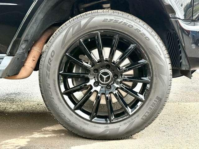 ディーゼルターボ　４ＷＤ　各所エンブレムラッピング／ＡＭＧライン／サンルーフ／ブルメスターサウンド／シートヒーター／前後ドライブレコーダー／レーンキープアシスト／全方位カメラ／アダプティブコントロール