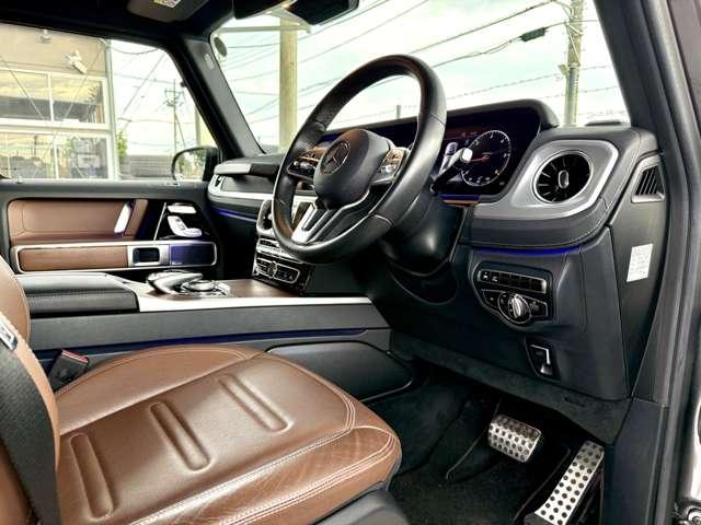 ラグジュアリーＰＫＧ／サンルーフ／ブルメスターサウンド／ａｐｐｌｅ　ｃａｒ　ｐｌａｙ／アダプティブダンピングシステム／ブラウンフルレザーシート／全方位カメラ／ＡＭＧ２０インチＡＷ