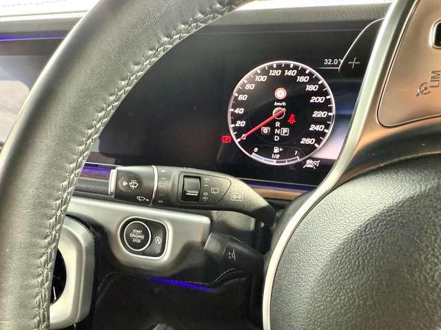 ラグジュアリーＰＫＧ／サンルーフ／ブルメスターサウンド／ａｐｐｌｅ　ｃａｒ　ｐｌａｙ／アダプティブダンピングシステム／ブラウンフルレザーシート／全方位カメラ／ＡＭＧ２０インチＡＷ