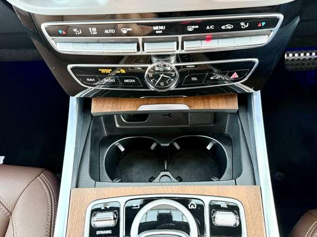 ラグジュアリーＰＫＧ／サンルーフ／ブルメスターサウンド／ａｐｐｌｅ　ｃａｒ　ｐｌａｙ／アダプティブダンピングシステム／ブラウンフルレザーシート／全方位カメラ／ＡＭＧ２０インチＡＷ