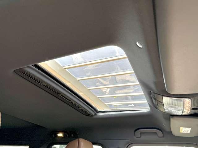 ラグジュアリーＰＫＧ／サンルーフ／ブルメスターサウンド／ａｐｐｌｅ　ｃａｒ　ｐｌａｙ／アダプティブダンピングシステム／ブラウンフルレザーシート／全方位カメラ／ＡＭＧ２０インチＡＷ