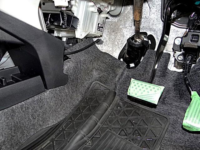 ミライース X SAIII スマアシ3 アイドリングストップ オートライト(オートマチックハイビーム機能付き) リモコンキー LEDヘッドライト 純正CDオーディオ(35枚目)