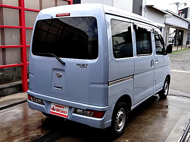 ハイゼットカーゴ ＤＸ　ＳＡＩＩＩ　走行１３７３７キロ　４ＷＤ　前席パワーウインドウ　スマアシ３　リモコンキー　ハイビームアシスト　アイドリングストップ（3枚目）