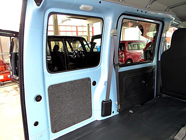 ハイゼットカーゴ ＤＸ　ＳＡＩＩＩ　走行１３７３７キロ　４ＷＤ　前席パワーウインドウ　スマアシ３　リモコンキー　ハイビームアシスト　アイドリングストップ（23枚目）