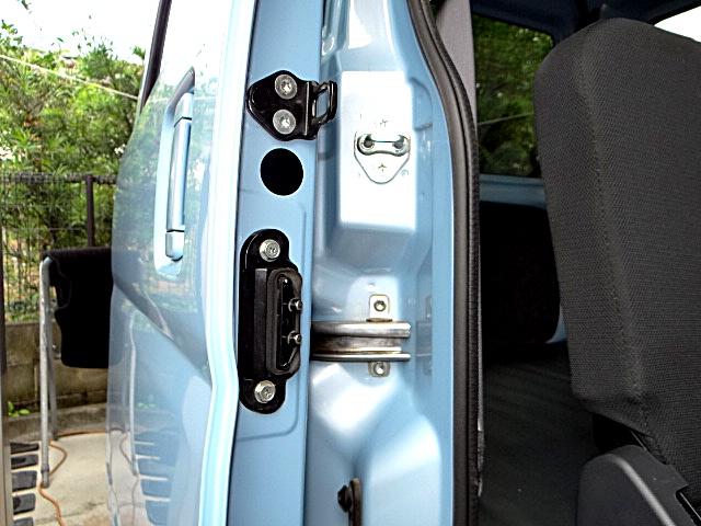 ハイゼットカーゴ ＤＸ　ＳＡＩＩＩ　走行１３７３７キロ　４ＷＤ　前席パワーウインドウ　スマアシ３　リモコンキー　ハイビームアシスト　アイドリングストップ（41枚目）