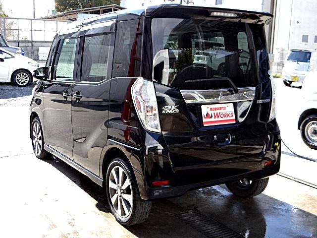 ｅＫスペースカスタム カスタムＴ　社外ナビ・テレビ　ＵＳＢ接続　Ｂｌｕｅｔｏｏｔｈオーディオ　バックカメラ　両側オートスライドドア　ＨＩＤヘッドライト　オートライト　横滑り防止　純正アルミホイール（9枚目）