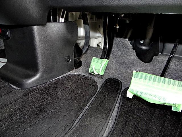 ｅＫスペースカスタム カスタムＴ　社外ナビ・テレビ　ＵＳＢ接続　Ｂｌｕｅｔｏｏｔｈオーディオ　バックカメラ　両側オートスライドドア　ＨＩＤヘッドライト　オートライト　横滑り防止　純正アルミホイール（44枚目）