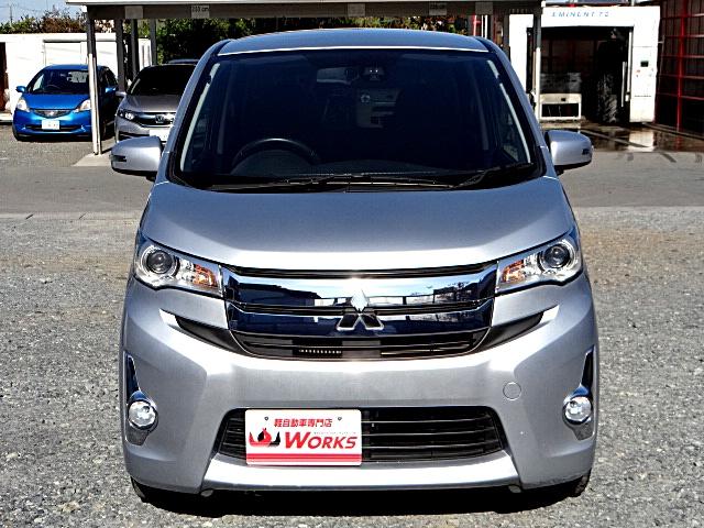 ｅＫカスタム Ｔ　ｅ－アシスト　純正ナビ・テレビ　バックカメラ　ＵＳＢ接続　Ｂｌｕｅｔｏｏｔｈオーディオ　ＨＩＤヘッドライト　フォグランプ　プッシュスタート　スマートキー　純正アルミホイール　ＥＴＣ　ｅ－Ａｓｓｉｓｔ（10枚目）