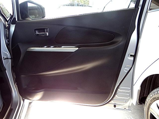 ｅＫカスタム Ｔ　ｅ－アシスト　純正ナビ・テレビ　バックカメラ　ＵＳＢ接続　Ｂｌｕｅｔｏｏｔｈオーディオ　ＨＩＤヘッドライト　フォグランプ　プッシュスタート　スマートキー　純正アルミホイール　ＥＴＣ　ｅ－Ａｓｓｉｓｔ（17枚目）