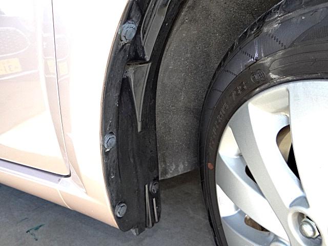 ＭＲワゴンＷｉｔ ＸＳ　社外ナビ・テレビ　ＵＳＢ接続　Ｂｌｕｅｔｏｏｔｈオーディオ　アイドリングストップ　オートライト　ＨＩＤヘッドライト　フォグランプ　プッシュスタート　スマートキー　純正アルミホイール（39枚目）