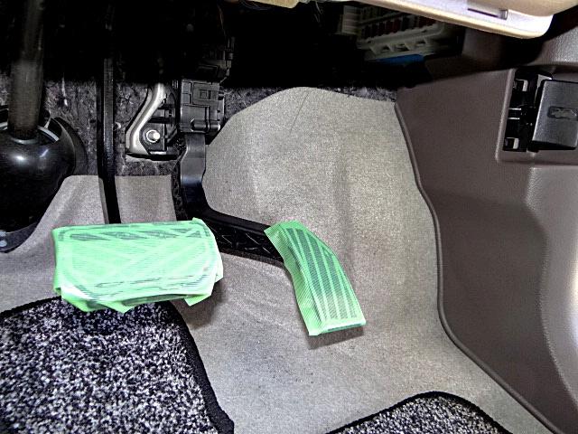 ＭＲワゴンＷｉｔ ＸＳ　社外ナビ・テレビ　ＵＳＢ接続　Ｂｌｕｅｔｏｏｔｈオーディオ　アイドリングストップ　オートライト　ＨＩＤヘッドライト　フォグランプ　プッシュスタート　スマートキー　純正アルミホイール（41枚目）