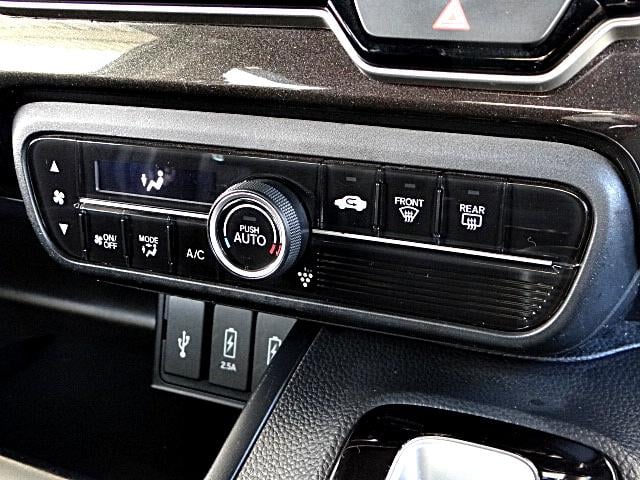 N-BOXカスタム G・Lホンダセンシング Honda SENSING 純正ナビテレビ バックカメラ USB接続 ETC オートライト(オートマチックハイビーム付) オートスライドドア クルコン プッシュスタート スマートキー LEDライト(35枚目)