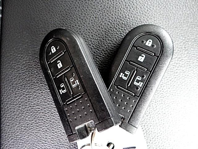 タント カスタムX トップエディションVS SAIII 純正ナビ・テレビ Bluetoothオーディオ 全方位モニター 両側オートスライドドア シートヒーター オートライト(オートマチックハイビーム機能) LEDヘッドライト 社外アルミホイール ETC(27枚目)