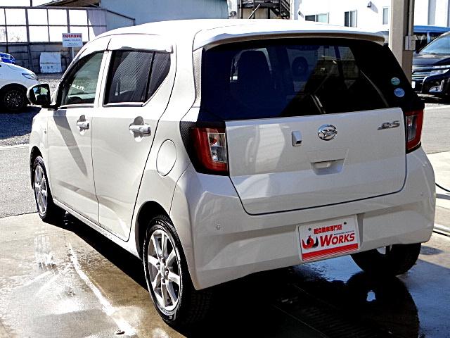 ミライース Ｘ　ＳＡＩＩＩ　社外ナビテレビ　Ｂｌｕｅｔｏｏｔｈオーディオ　バックカメラ　アイドリングストップ　オートマチックハイビーム機能　スマアシＩＩＩ　障害物センサー　リモコンキー　ＬＥＤヘッドライト　純正車外アルミホイール（8枚目）