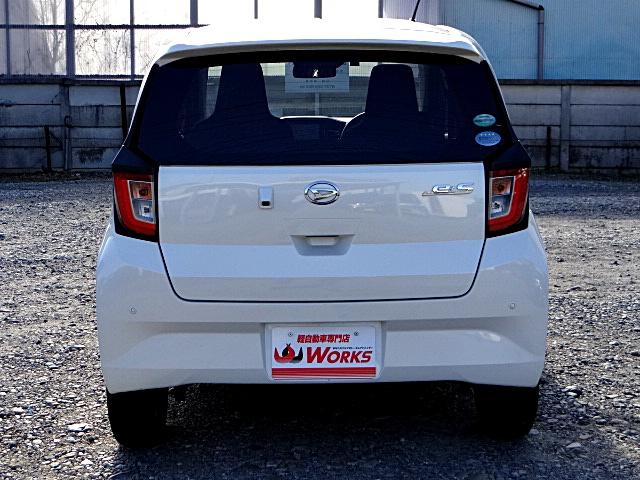 ミライース Ｘ　ＳＡＩＩＩ　社外ナビテレビ　Ｂｌｕｅｔｏｏｔｈオーディオ　バックカメラ　アイドリングストップ　オートマチックハイビーム機能　スマアシＩＩＩ　障害物センサー　リモコンキー　ＬＥＤヘッドライト　純正車外アルミホイール（10枚目）