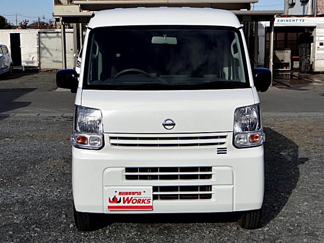 ＮＶ１００クリッパーバン ＤＸ　２速発進　前席パワーウインドウ　オーバーヘッドコンソール　リモコンキー　オートライト　横滑り防止　リヤワイパー（9枚目）