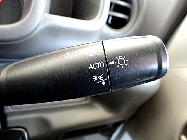 ＮＶ１００クリッパーバン ＤＸ　２速発進　前席パワーウインドウ　オーバーヘッドコンソール　リモコンキー　オートライト　横滑り防止　リヤワイパー（32枚目）