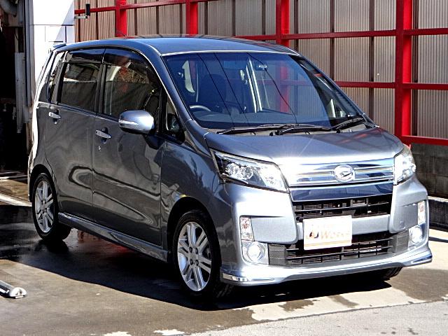 ムーヴ カスタム　ＲＳ　ＳＡ　社外ナビ・テレビ　バックカメラ　スマアシ　プッシュスタート　ズマートキー　ＬＥＤヘッドライト　オートライト　フォグランプ　純正アルミホイール　専用ＭＯＭＯステアリング（7枚目）