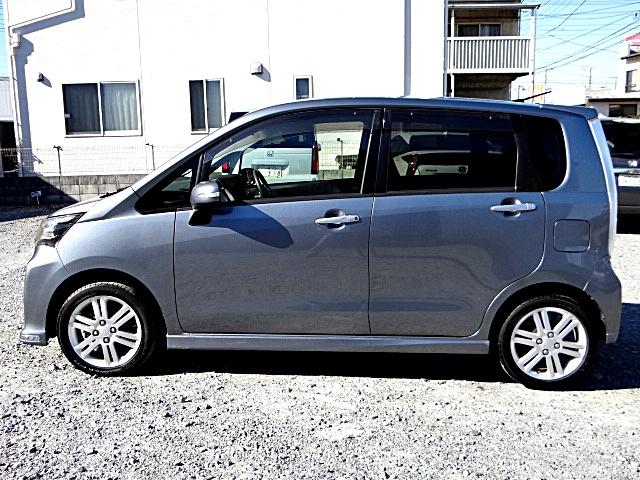 ムーヴ カスタム　ＲＳ　ＳＡ　社外ナビ・テレビ　バックカメラ　スマアシ　プッシュスタート　ズマートキー　ＬＥＤヘッドライト　オートライト　フォグランプ　純正アルミホイール　専用ＭＯＭＯステアリング（12枚目）