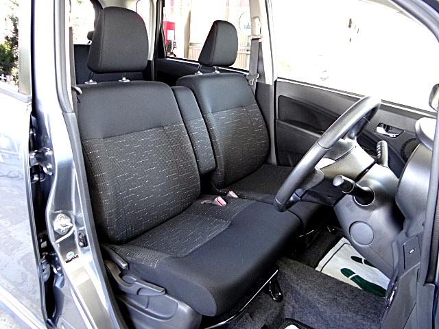 ムーヴ カスタム　ＲＳ　ＳＡ　社外ナビ・テレビ　バックカメラ　スマアシ　プッシュスタート　ズマートキー　ＬＥＤヘッドライト　オートライト　フォグランプ　純正アルミホイール　専用ＭＯＭＯステアリング（14枚目）