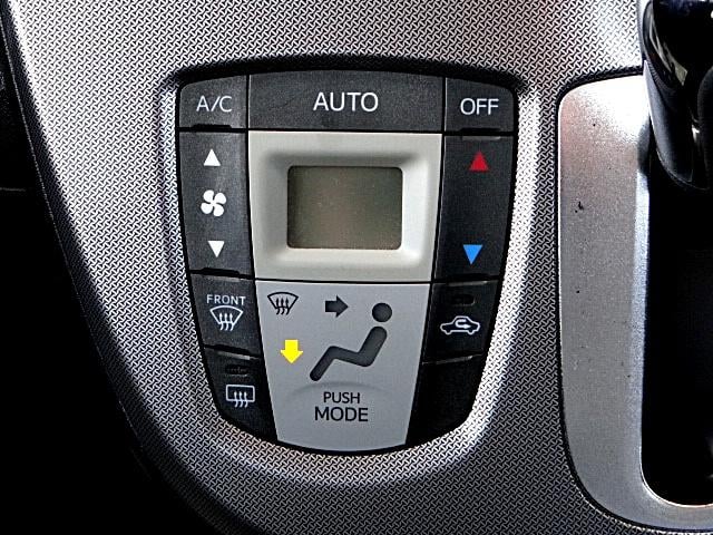 ムーヴ カスタム　ＲＳ　ＳＡ　社外ナビ・テレビ　バックカメラ　スマアシ　プッシュスタート　ズマートキー　ＬＥＤヘッドライト　オートライト　フォグランプ　純正アルミホイール　専用ＭＯＭＯステアリング（32枚目）