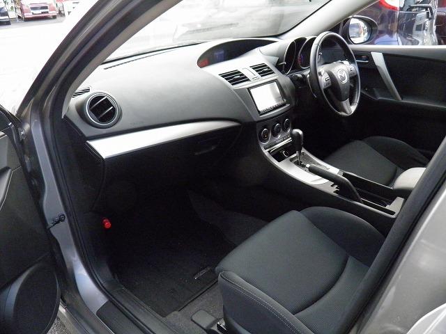 アクセラスポーツ 20S Goo鑑定済ID車輌 修復歴なし車 禁煙車ワンオーナー プッシュスタート スマートキー Bluetooth内蔵HDDナビ 地デジワンセグTV DVDビデオ再生 ETC 点検整備記録簿 走行3.6万キロ(10枚目)