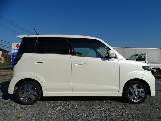 ゼストスパーク Ｗ　ＨＩＤ　スマートキー　ワンオーナー　大型ゲートスポイラー　スパーク専用アルミホイール　バックカメラ　ブルートゥース　ＯＢＤ診断済み（2枚目）