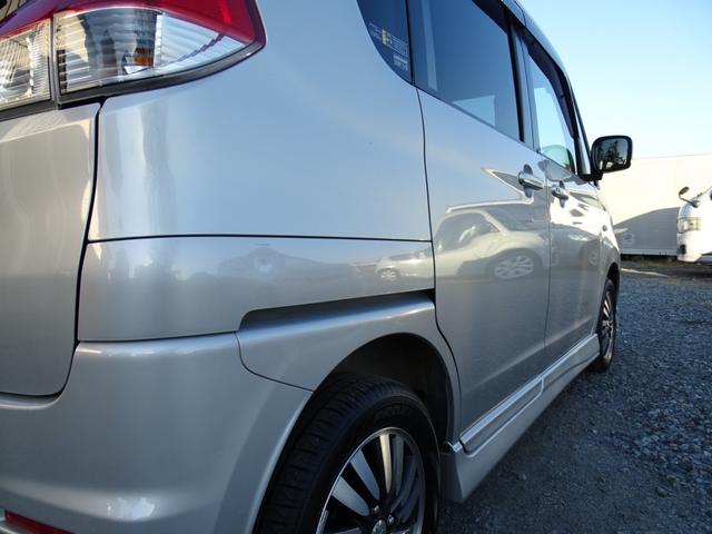 デリカＤ：２ Ｘ　スマートキー　左側電動スライドドア　プッシュスタート　フルエアロ　アルミホイール　フォグランプ　プライバシーガラス　フロアマット　サイドバイザー　ＡＢＳ　ＯＢＤ診断済み（11枚目）