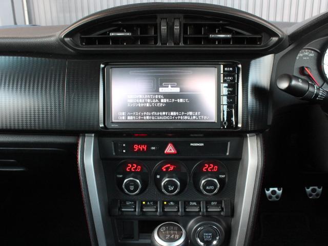 GT アプライドA型 TRDフルエアロ TRD車高調 TRDトランクスポイラー 純正17アルミ プッシュスタート オートライト オートエアコン スマートキー 純正SDナビ ワンセグ 6MT(14枚目)
