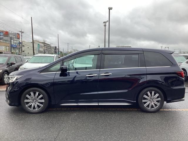オデッセイ アブソルート　純正１０インチナビ・全方位カメラ・１オーナー・禁煙車・ジェスチャーコントロール・パワースライドドア・運転席パワーシート・パーキングアシスト・ＥＴＣ２．０・パーキングセンサー・オットマン・ＵＳＢ端子・（33枚目）