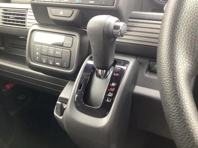 N-VAN ファン・ターボ 純正8インチナビ・Rカメラ・デモカーUP・禁煙車・ETC・ドラレコ・前車追従・レーンアシスト・衝突軽減・ミュージックプレイヤー接続・フルセグTV・LEDヘッドライト・USB端子・電動格納ミラー。(10枚目)