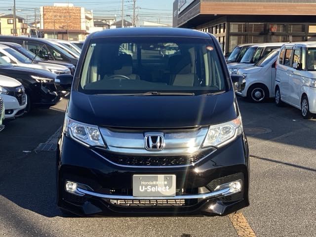 ステップワゴンスパーダ スパーダホンダセンシング　純正ナビ・Ｒカメラ・１オーナー・禁煙車・両側電動スライド・ミュージックプレイヤー接続・前車追従・レーンアシスト・サイド＆カーテンエアバック・ＭＴモード・アルミホイール・１年保証・ＬＥＤヘッドライト・（3枚目）