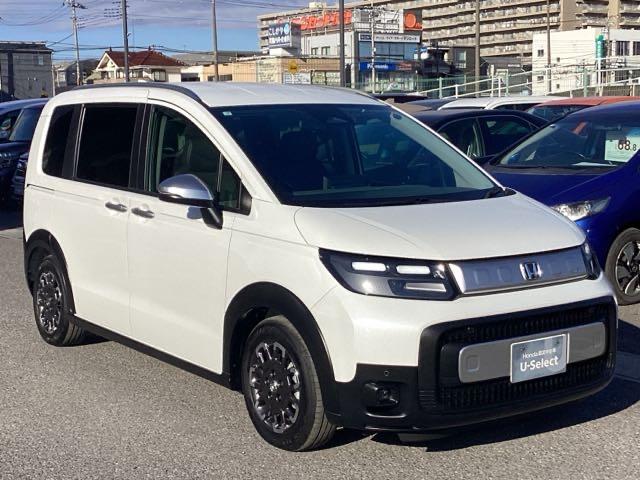 フリード クロスター 11.4インチ Honda CONNECTナビ・デモカーUP・禁煙車・シートヒーター・ブラインドスポットインフォメーション・USBチャージャー・LEDフォグライト・15インチアルミ・ロールサンシェード(36枚目)