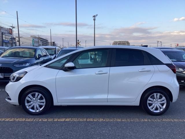 フィット ホーム　ホンダコネクトディスプレイ・Ｒカメラ・デモカーＵＰ・禁煙車・渋滞追従・レーンアシスト・サイド＆カーテンエアバック・ミュージックプレイヤー接続・ＵＳＢ端子・ＬＥＤライト・ＥＴＣ２．０・スマートキー・（31枚目）